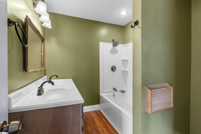 106 Ryan Street, Taylors, SC 29687