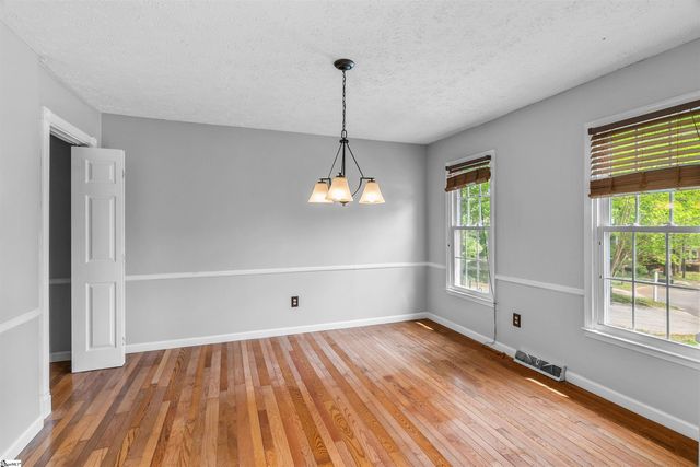 106 Ryan Street, Taylors, SC 29687