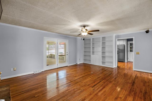 106 Ryan Street, Taylors, SC 29687