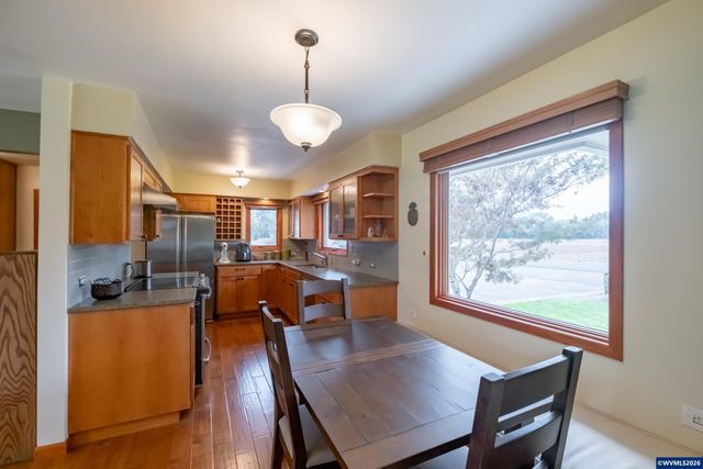 2866 Talbot Rd S, Jefferson, OR 97352