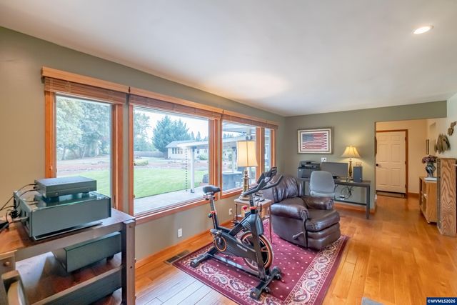 2866 Talbot Rd S, Jefferson, OR 97352