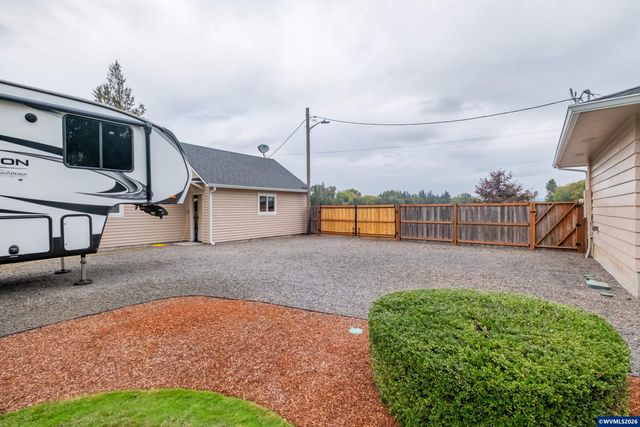 2866 Talbot Rd S, Jefferson, OR 97352