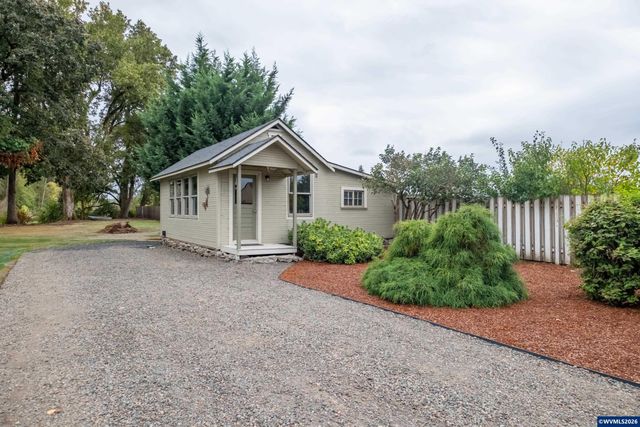2866 Talbot Rd S, Jefferson, OR 97352