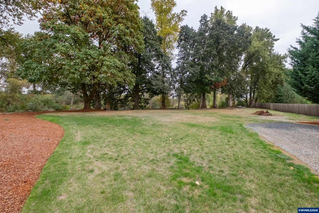 2866 Talbot Rd S, Jefferson, OR 97352