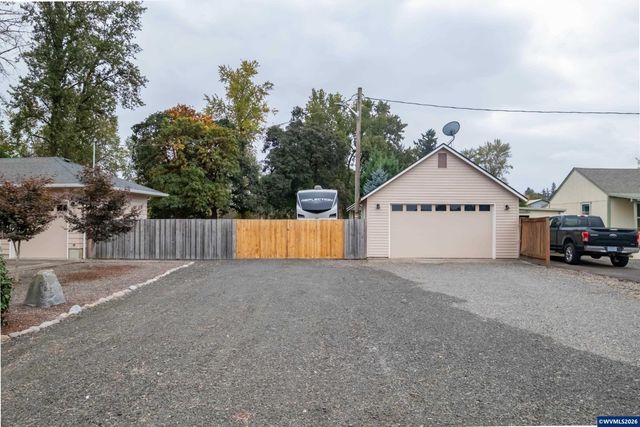 2866 Talbot Rd S, Jefferson, OR 97352