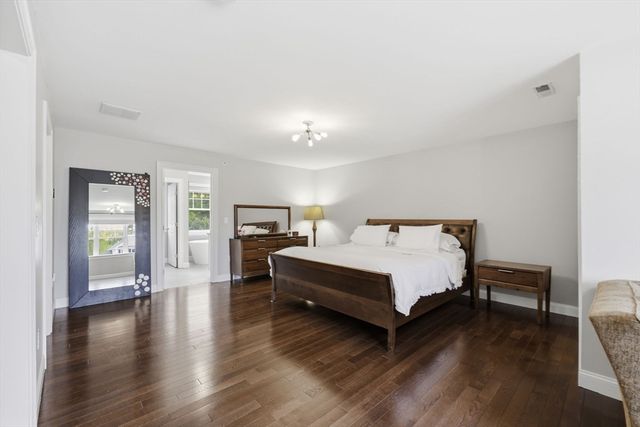 39 Summit Pointe Drive, Holliston, MA 01746