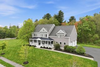 39 Summit Pointe Drive, Holliston, MA 01746