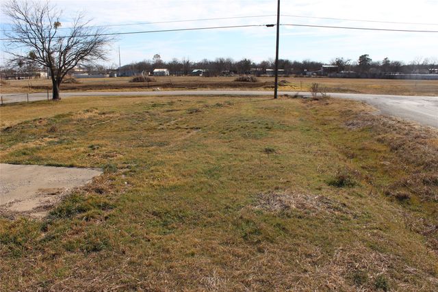 917 SE 13th Avenue, Mineral Wells, TX 76067