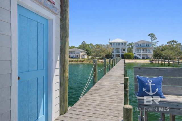 14520 River Road, Pensacola, FL 32507