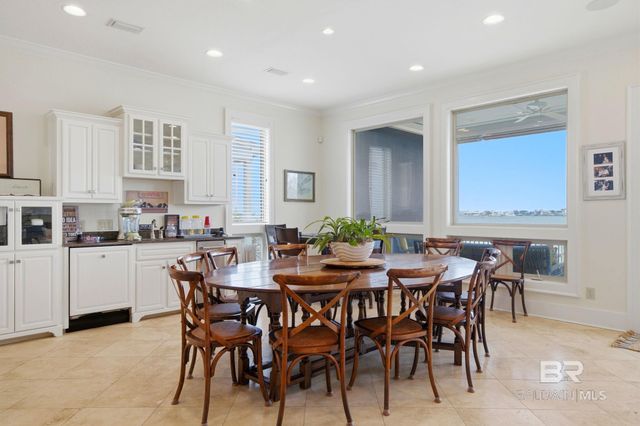 14520 River Road, Pensacola, FL 32507