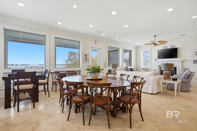 14520 River Road, Pensacola, FL 32507