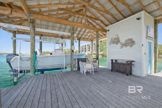 14520 River Road, Pensacola, FL 32507