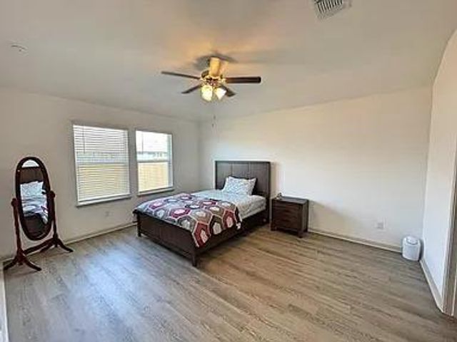 116 Sweetwater Creek LN, Hutto, TX 78634