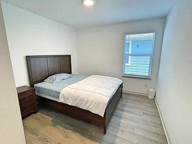 116 Sweetwater Creek LN, Hutto, TX 78634
