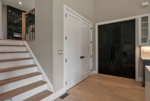 62 Asmus Rd, Closter Boro, NJ 07624