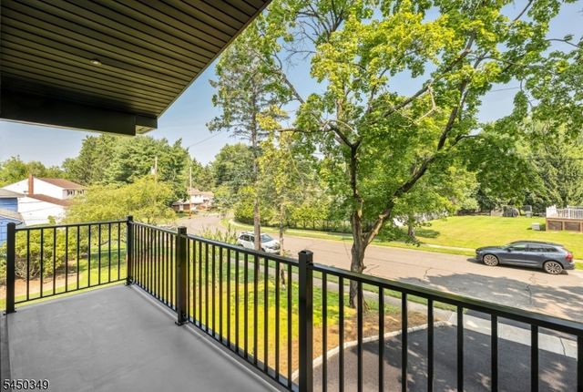 62 Asmus Rd, Closter Boro, NJ 07624