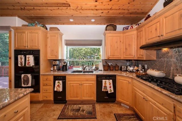 161 Grizzly, Lake Arrowhead, CA 92317
