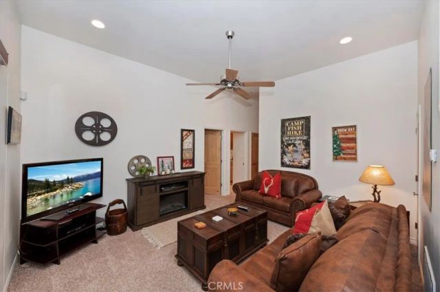 161 Grizzly, Lake Arrowhead, CA 92317