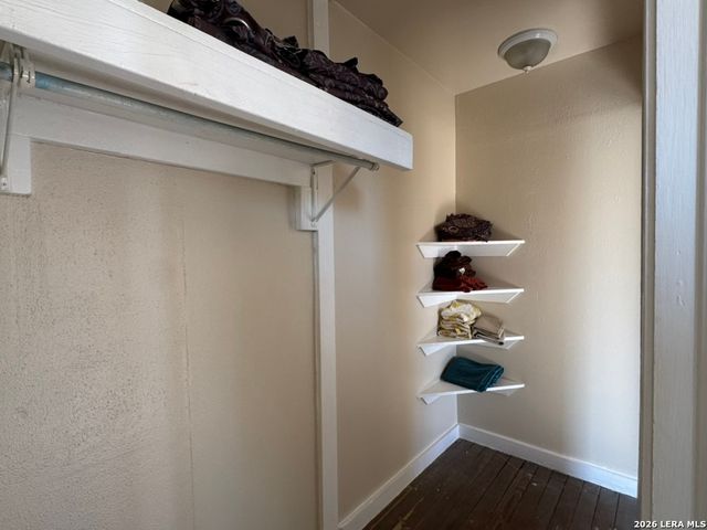 19524 S Benton, Lytle, TX 78052