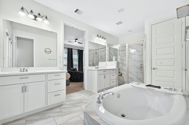 1402 Hudgins Pass, Richmond, TX 77469