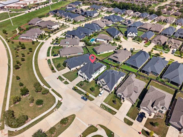 1402 Hudgins Pass, Richmond, TX 77469