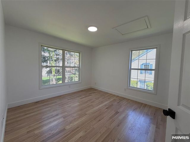 330 Winthrop Drive 330, Nutley, NJ 07110