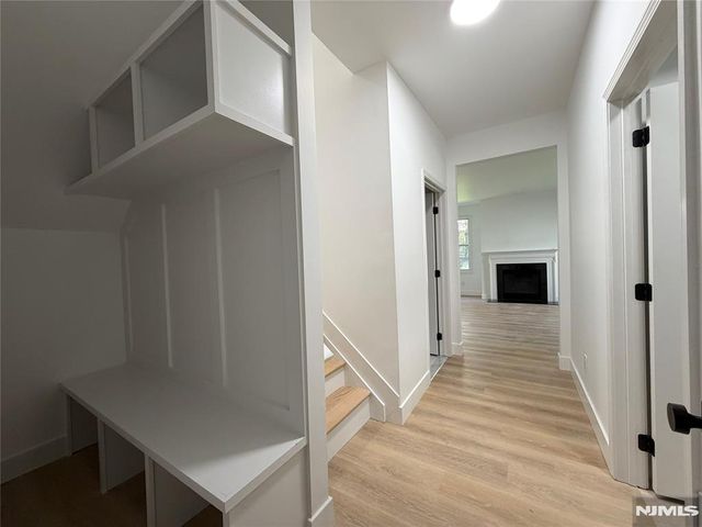 330 Winthrop Drive 330, Nutley, NJ 07110