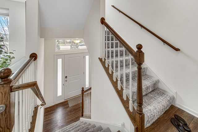 3S528 Cambridge Court, Warrenville, IL 60555