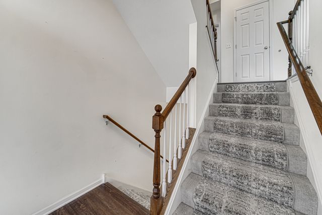 3S528 Cambridge Court, Warrenville, IL 60555