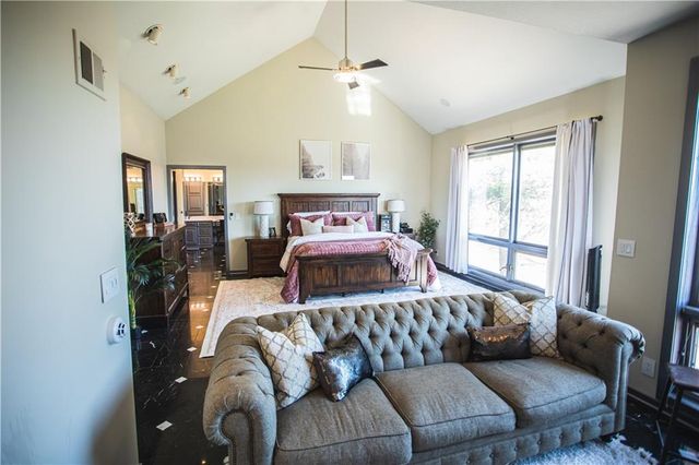 4112 Miller Road, St Joseph, MO 64505