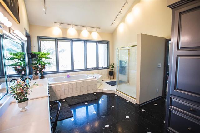 4112 Miller Road, St Joseph, MO 64505