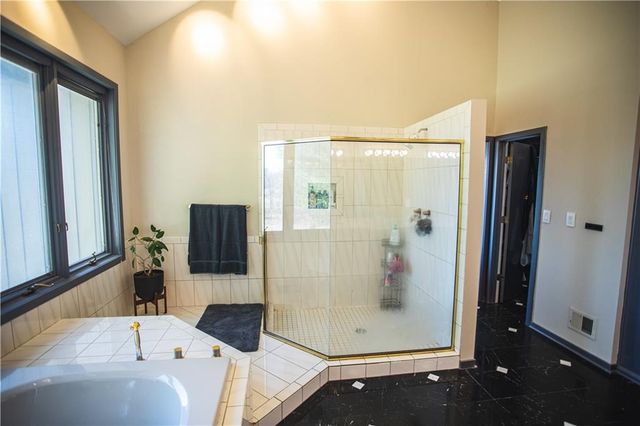 4112 Miller Road, St Joseph, MO 64505