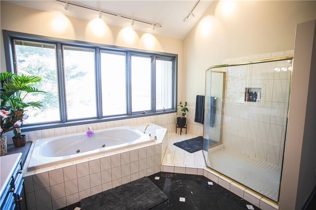 4112 Miller Road, St Joseph, MO 64505