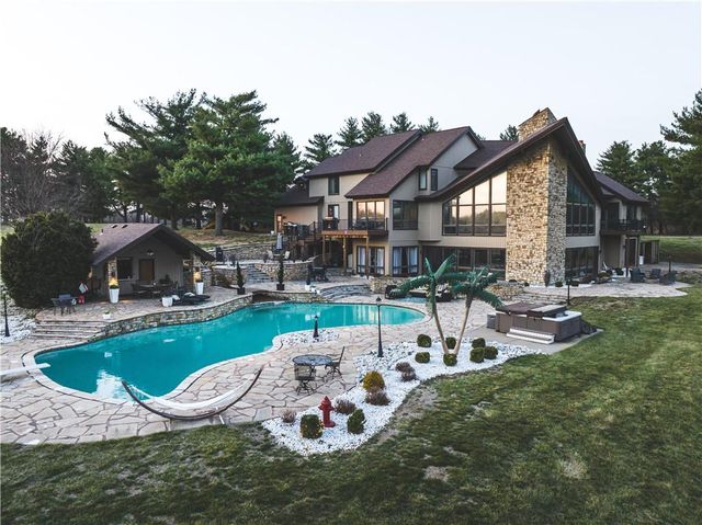 4112 Miller Road, St Joseph, MO 64505