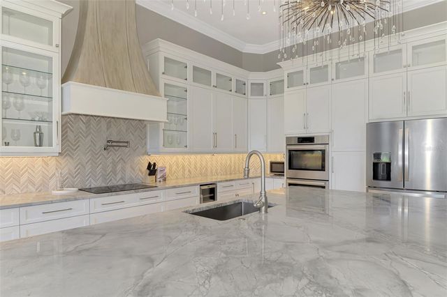 608 BITTNER BOULEVARD, Nokomis, FL 34275