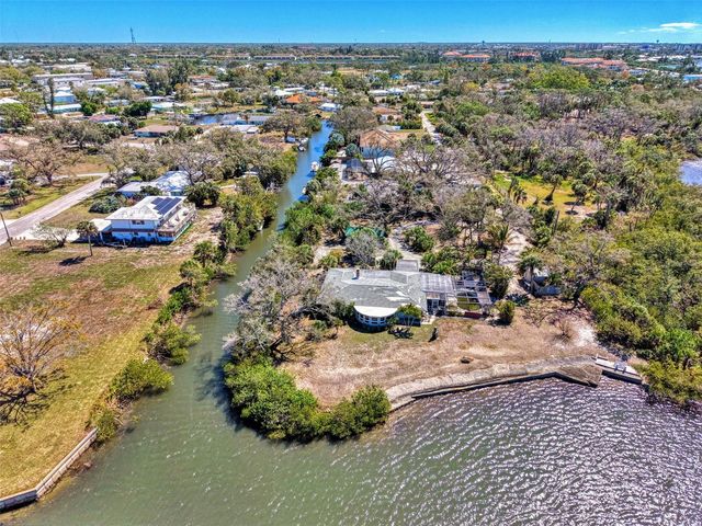 608 BITTNER BOULEVARD, Nokomis, FL 34275