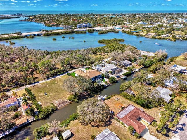 608 BITTNER BOULEVARD, Nokomis, FL 34275