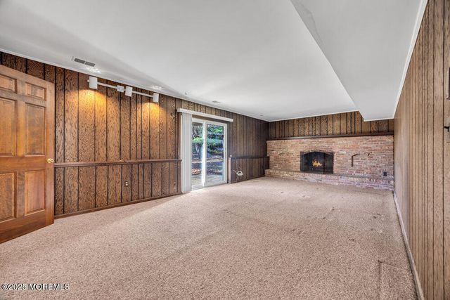 185 Ballantine Road, Middletown, NJ 07748