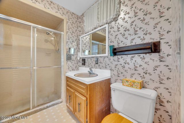 185 Ballantine Road, Middletown, NJ 07748