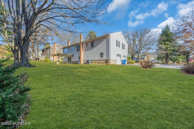 185 Ballantine Road, Middletown, NJ 07748