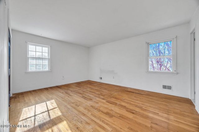 185 Ballantine Road, Middletown, NJ 07748