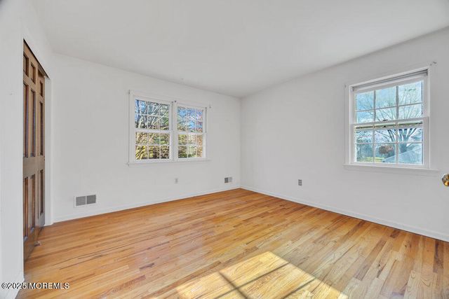 185 Ballantine Road, Middletown, NJ 07748