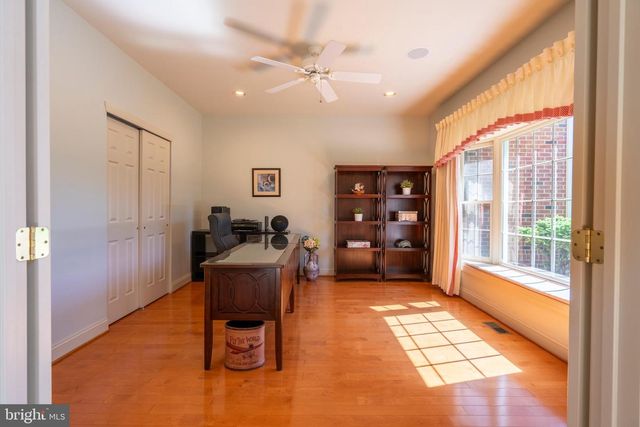 104 USHER LANE, North Wales, PA 19454