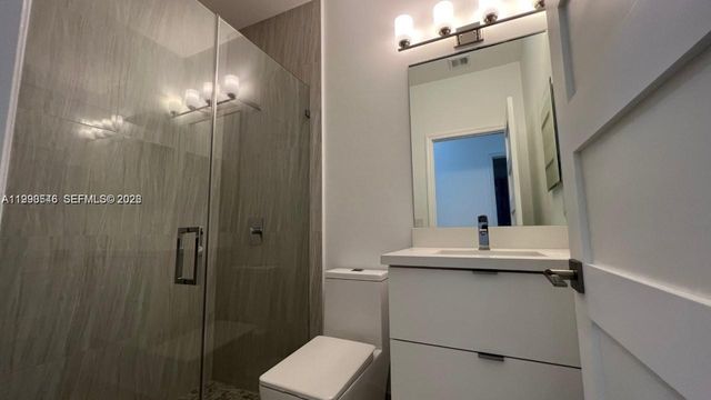 3570 W 92nd Pl ., Hialeah, FL 33018