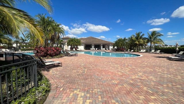 3570 W 92nd Pl ., Hialeah, FL 33018