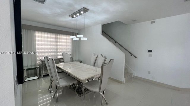 3570 W 92nd Pl ., Hialeah, FL 33018