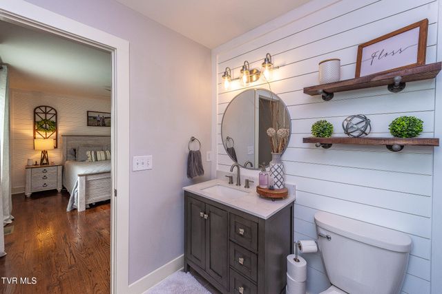 957 Mitchell Road, Kingsport, TN 37663