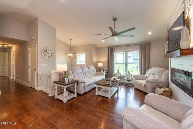 957 Mitchell Road, Kingsport, TN 37663