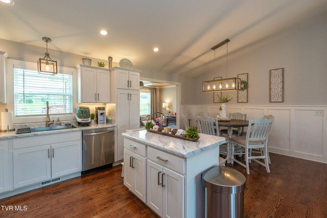 957 Mitchell Road, Kingsport, TN 37663