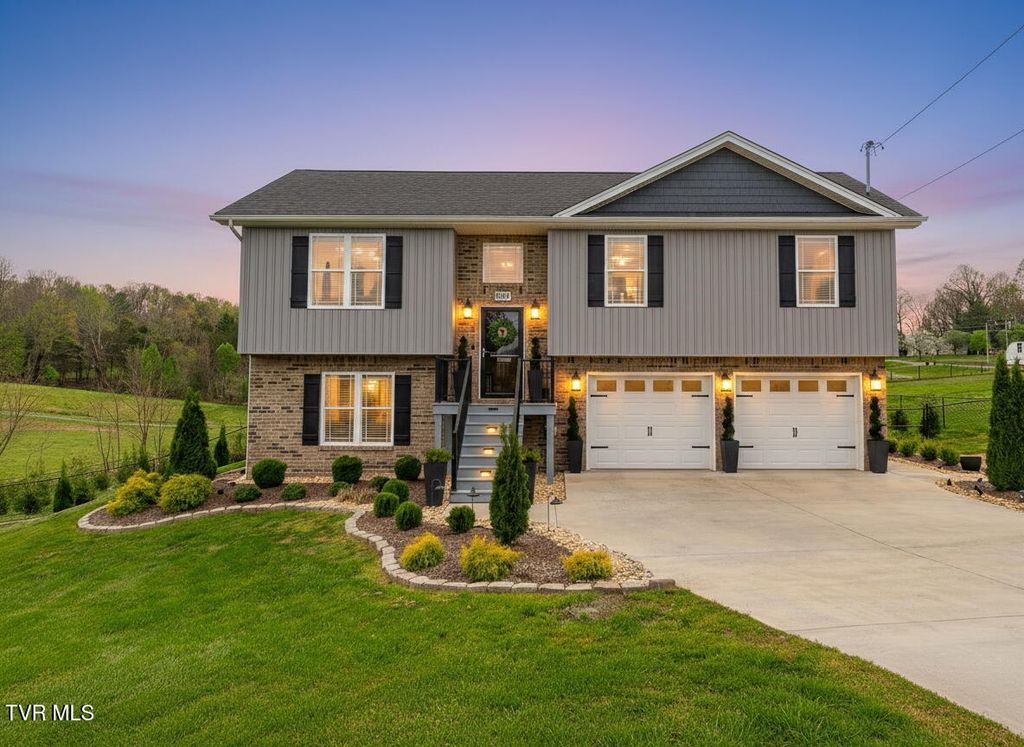 957 Mitchell Road, Kingsport, TN 37663